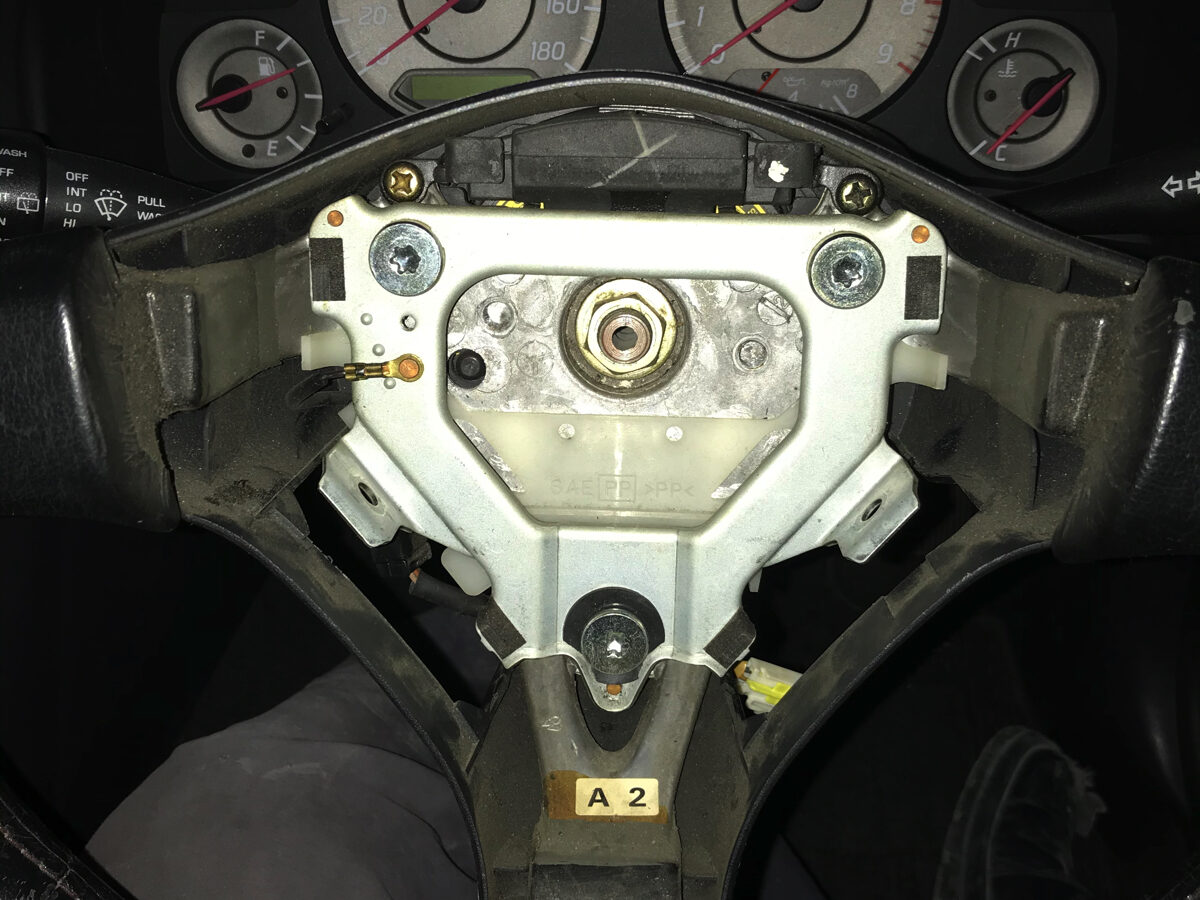 ER34ハンドルホーンスイッチ修理