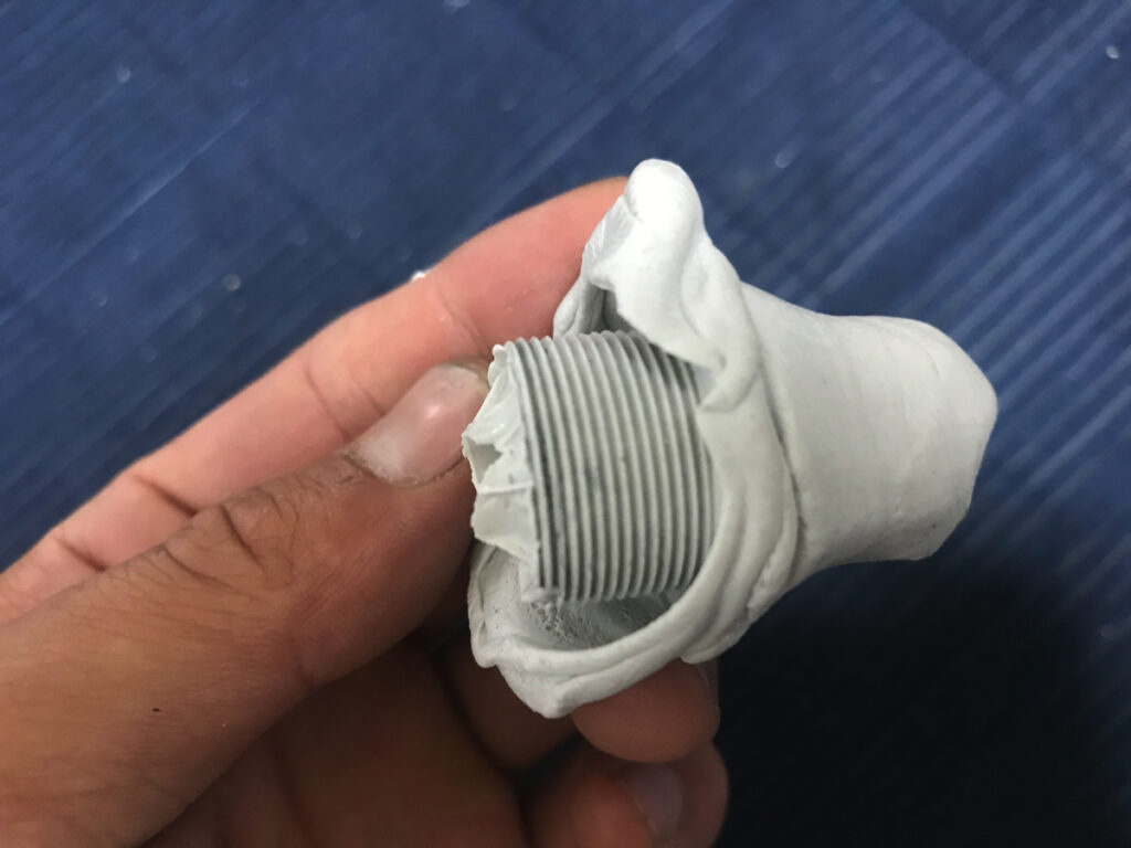 アウターバレル側のねじ山ができました