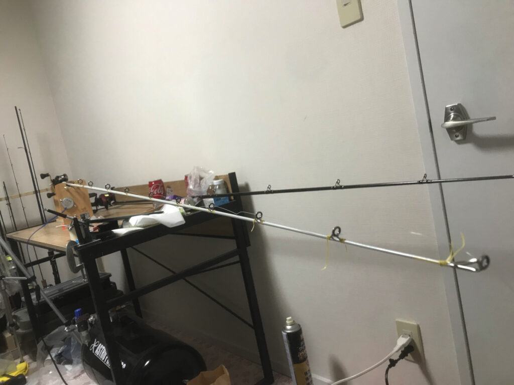 ガイドを仮止めしました。