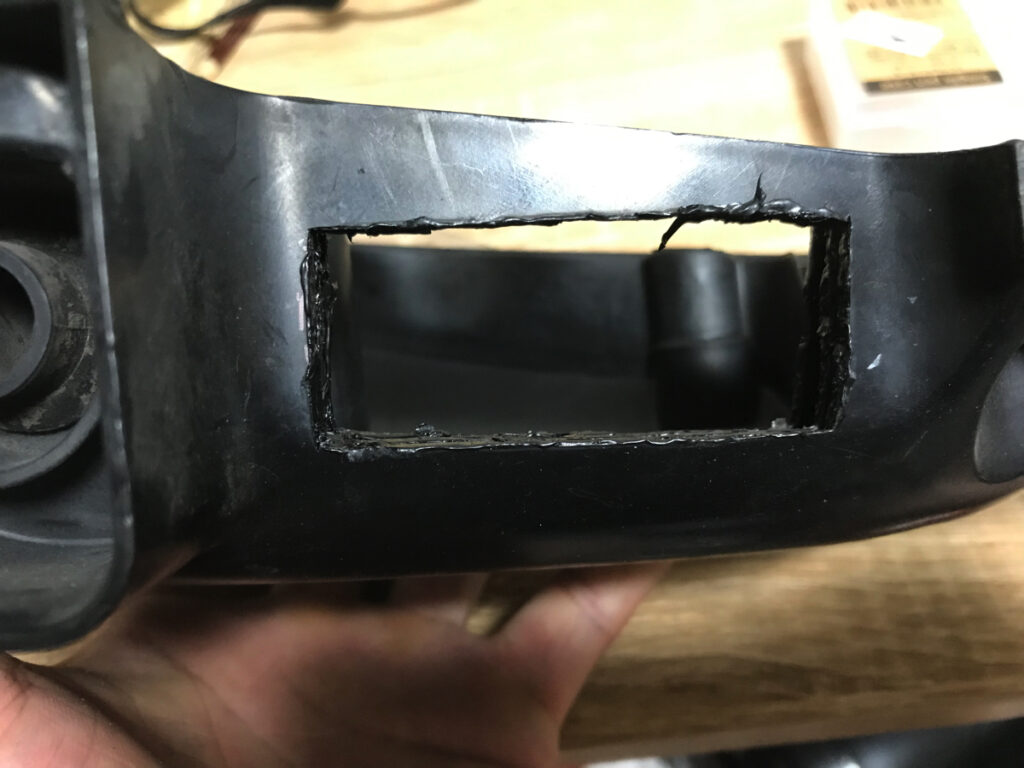 エアクリボックス加工開口