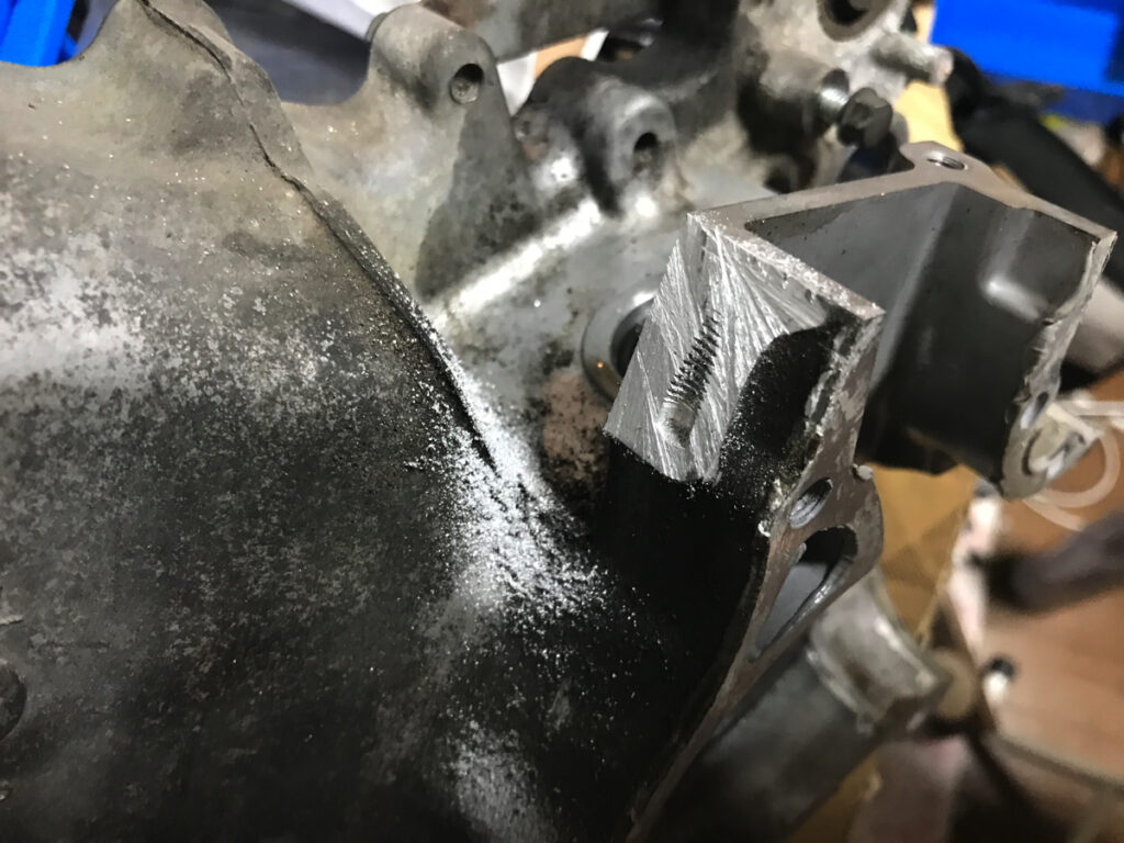 クランクケース加工2