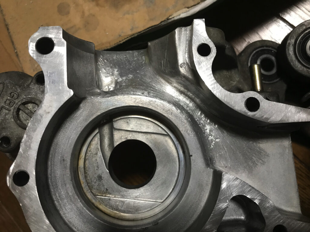 クランクケース加工